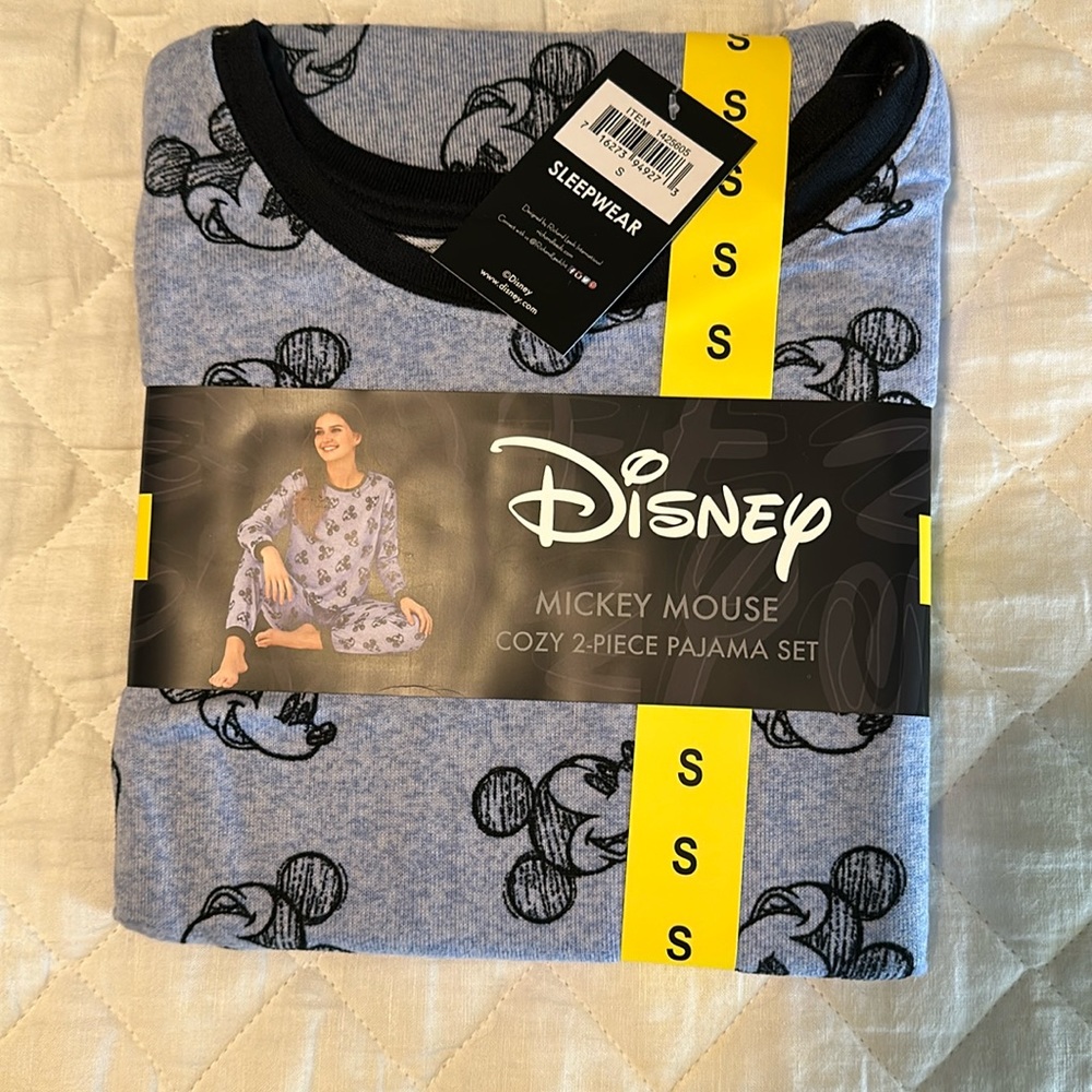 NWT Small Disney Mickey Mouse Cozy 2-Piece Pajama Set